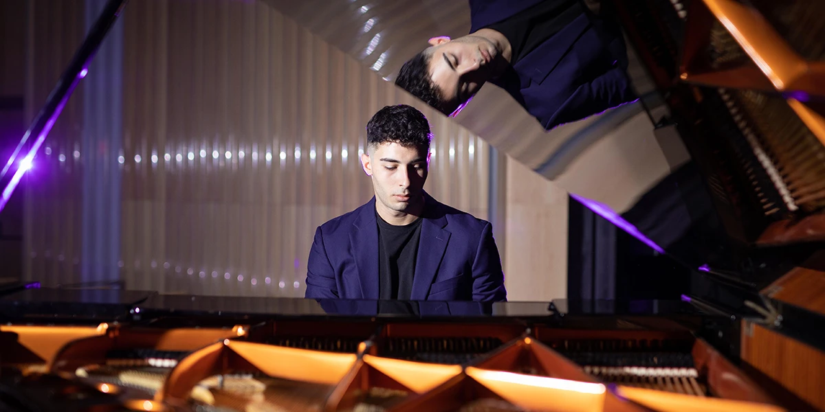 Imagen descriptiva de conferencia